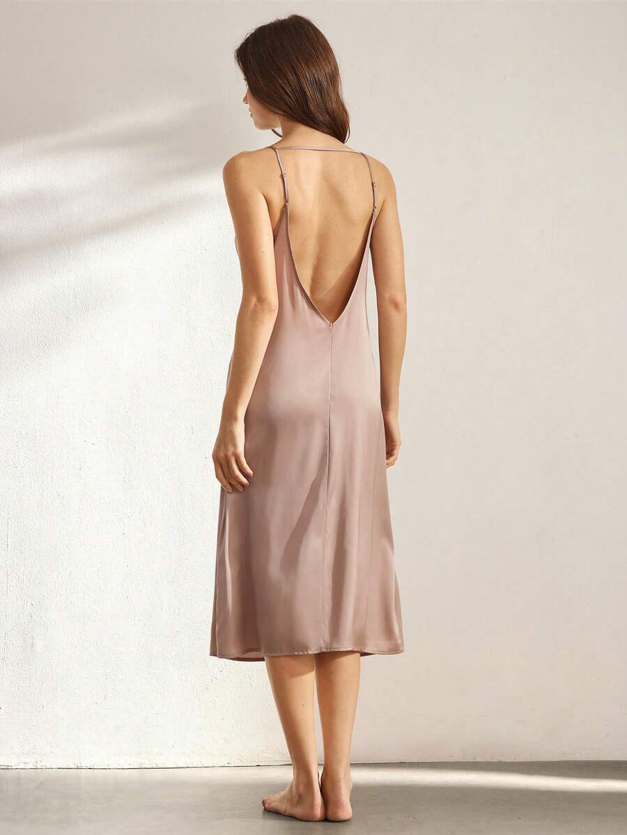 Comfortable, soft and smooth satin suspender skirt, fashionable autumn pajamas